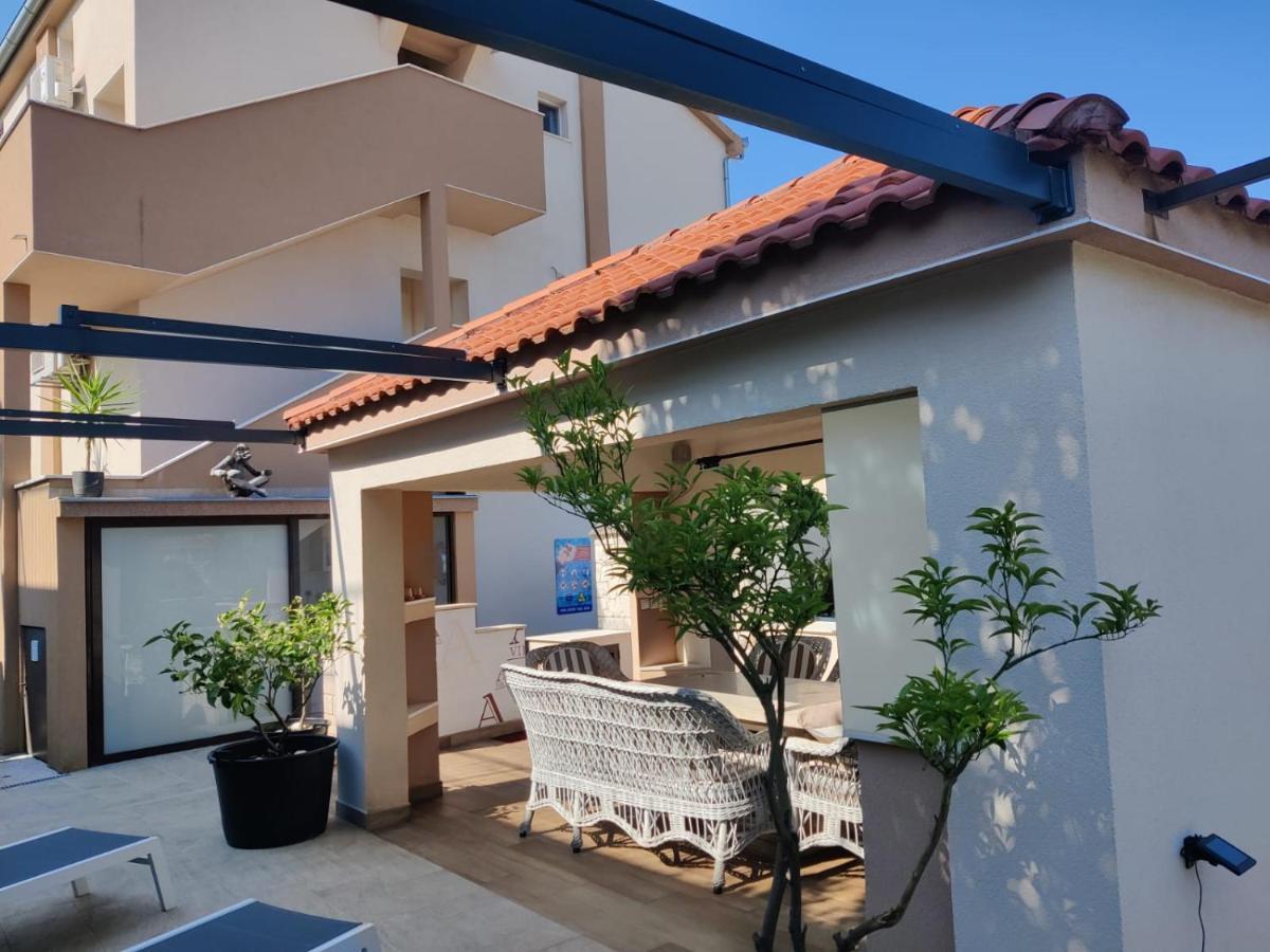 Apartments Villa A - Heating Pool Trogir Exteriér fotografie